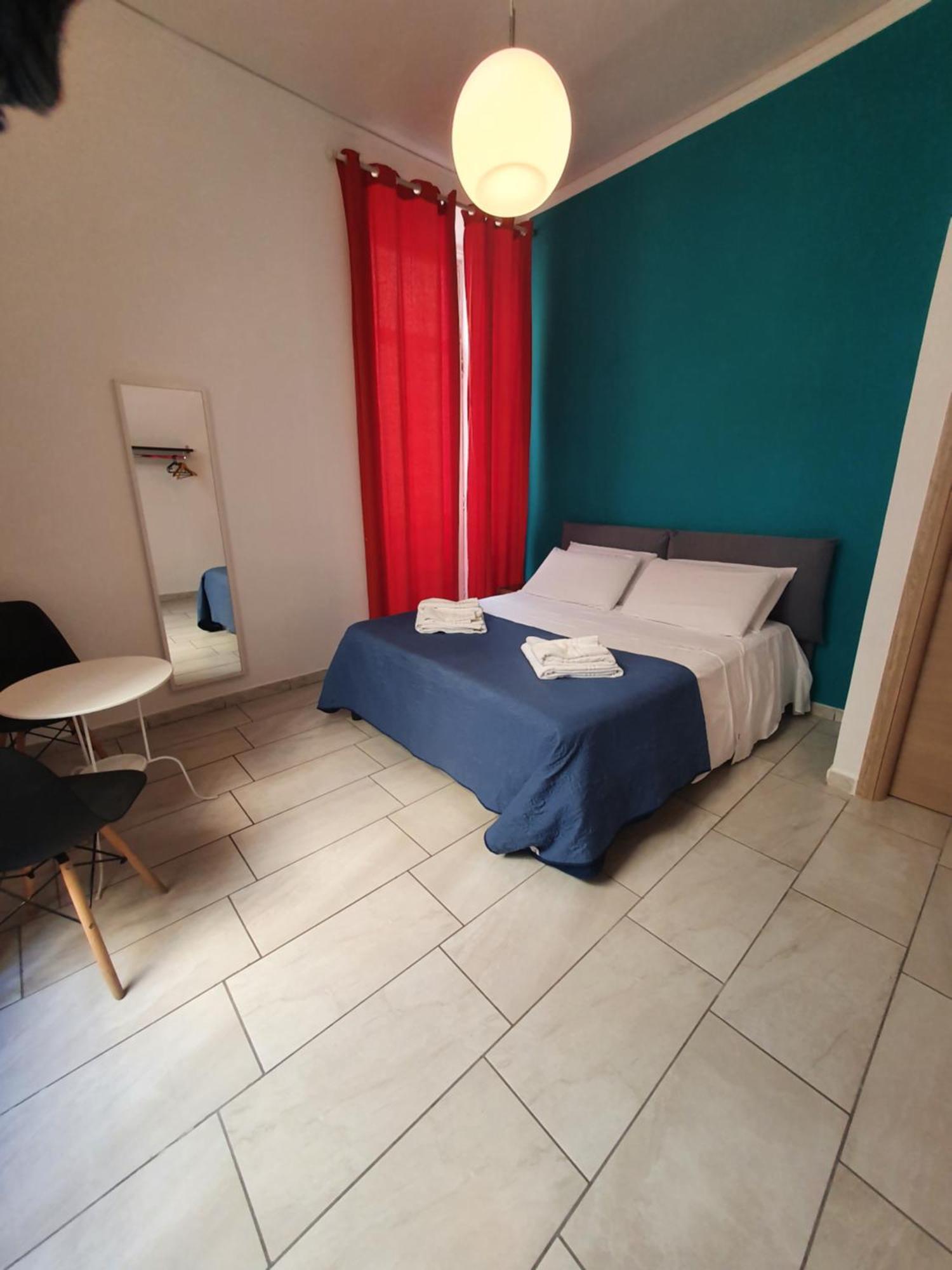 B&B City Center Nápoles Quarto foto